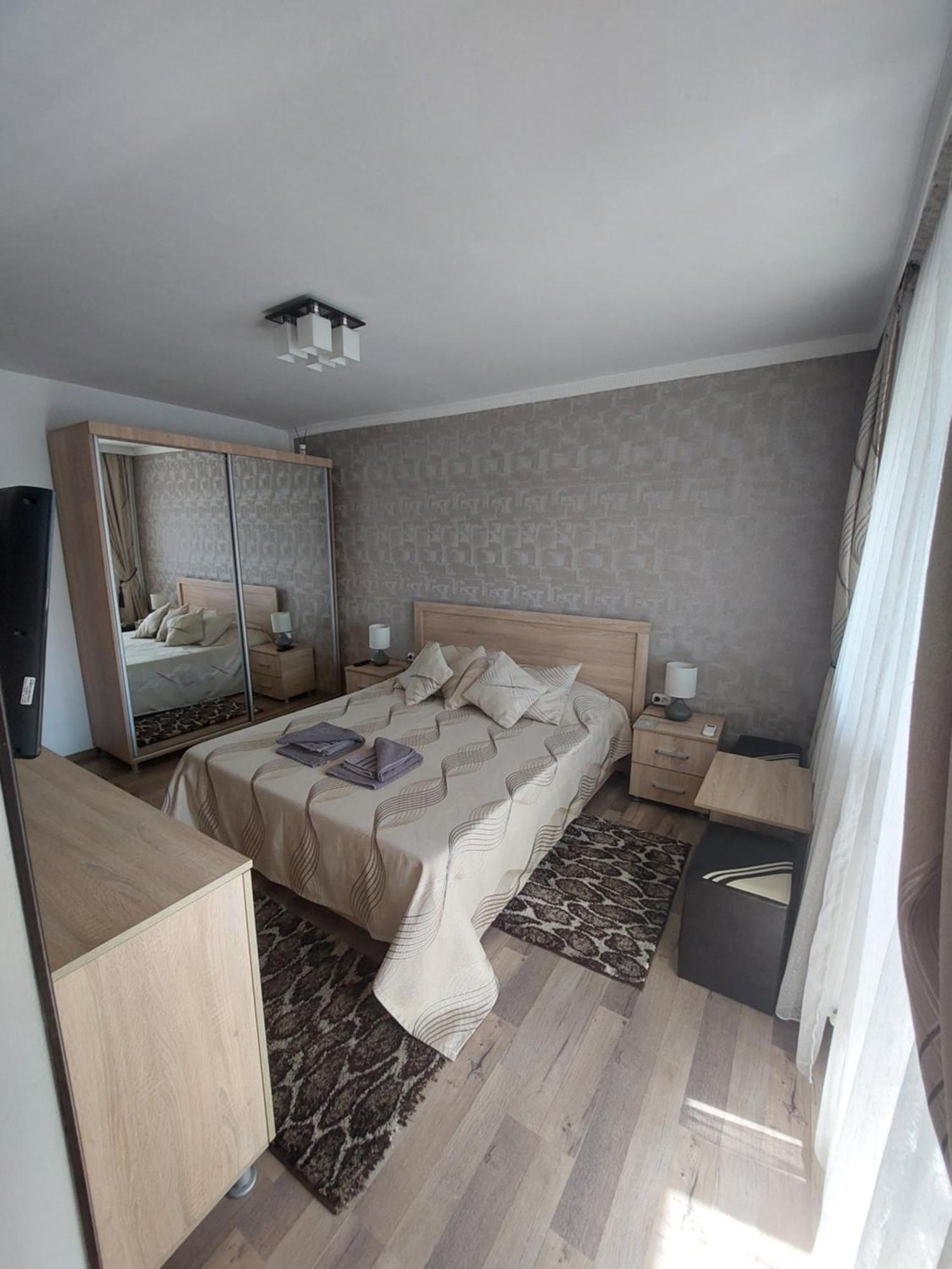 Casa Mirage 2 Apartamento Craiova Exterior foto