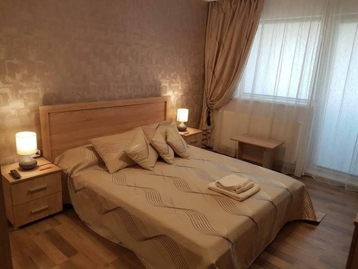 Casa Mirage 2 Apartamento Craiova Exterior foto